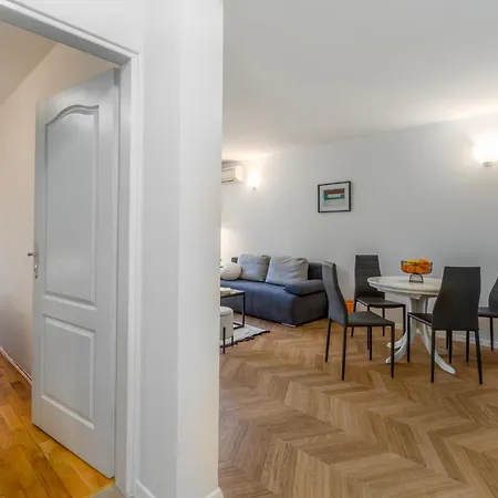 Apartment Mima *