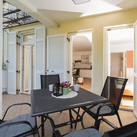 Mima Apartment